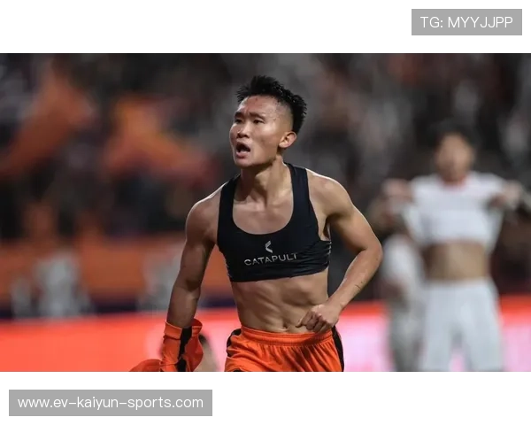 云南玉昆全力引援,巴乙球员与国脚加盟助力保级 云南玉昆全力引援,巴乙球员与国脚加盟助力保级